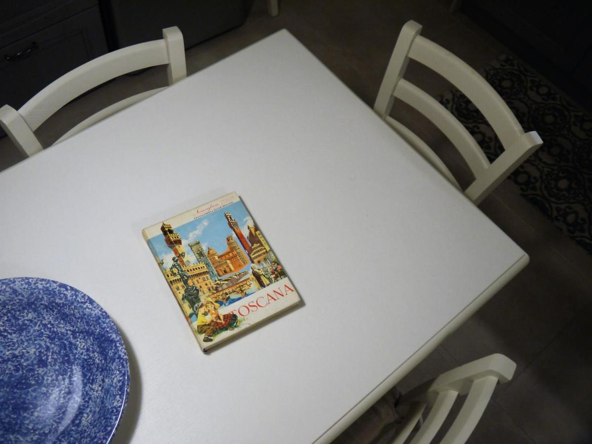 شقة Casa Marzia مونتيفاركي المظهر الخارجي الصورة