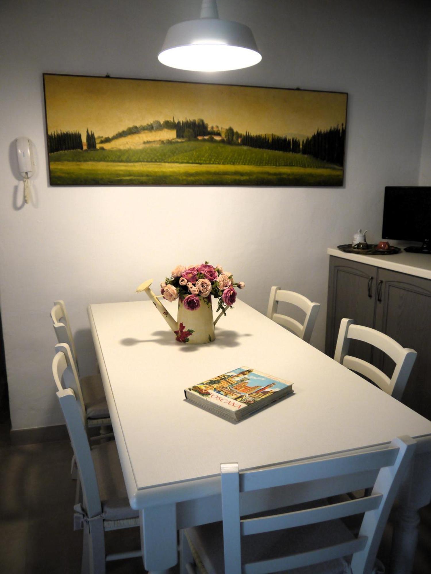 شقة Casa Marzia مونتيفاركي المظهر الخارجي الصورة