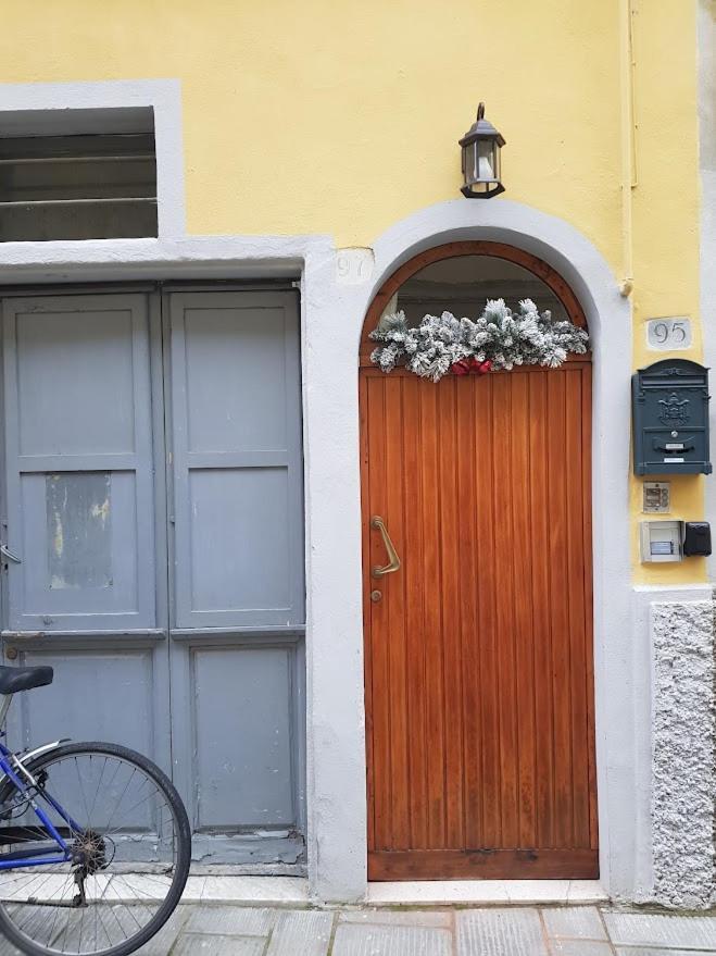 شقة Casa Marzia مونتيفاركي المظهر الخارجي الصورة